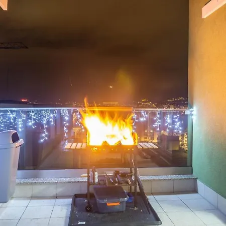 White Dream Penthouse With Jacuzzi Brașov