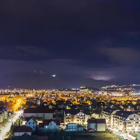White Dream Penthouse With Jacuzzi *