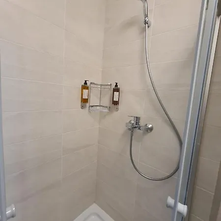 Apartament White Dream Penthouse With Jacuzzi Braszów