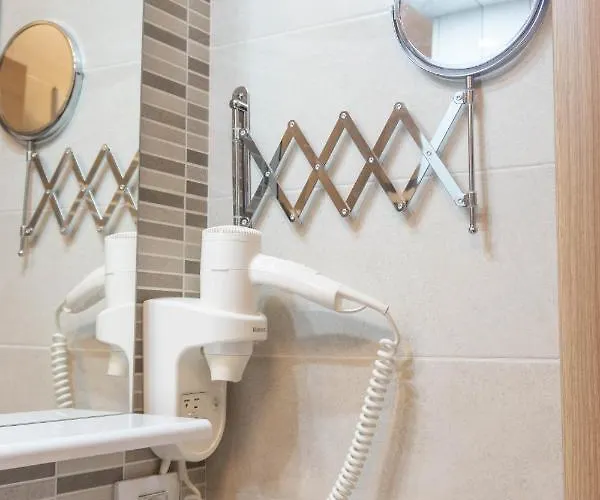 Apartment White Dream Penthouse With Jacuzzi Brasov