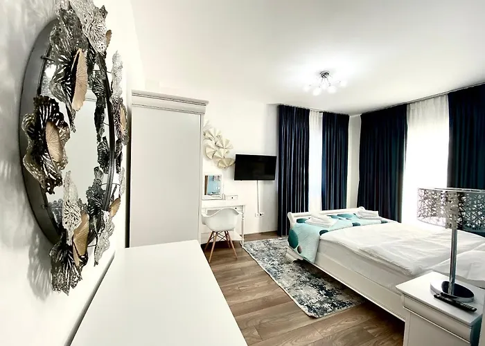 White Dream Penthouse With Jacuzzi Apartment Brasov