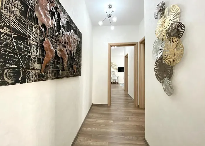 White Dream Penthouse With Jacuzzi Apartment