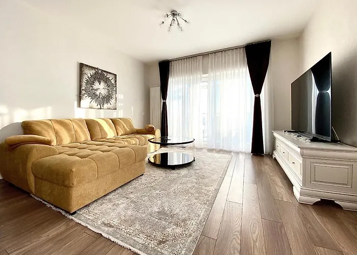 White Dream Penthouse With Jacuzzi Apartment Brasov