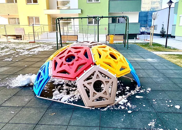 White Dream Penthouse With Jacuzzi Apartment