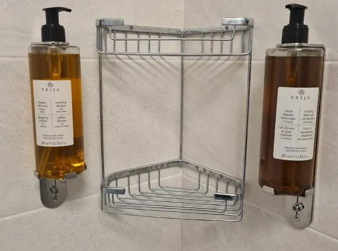 White Dream Penthouse With Jacuzzi Apartment *